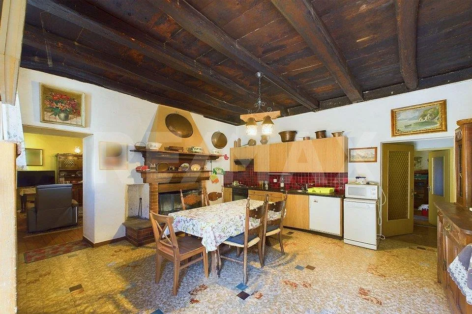 Vivere in collina… Casa di nucleo a Montagnola da ristrutturare con... – Foto 11 von 13