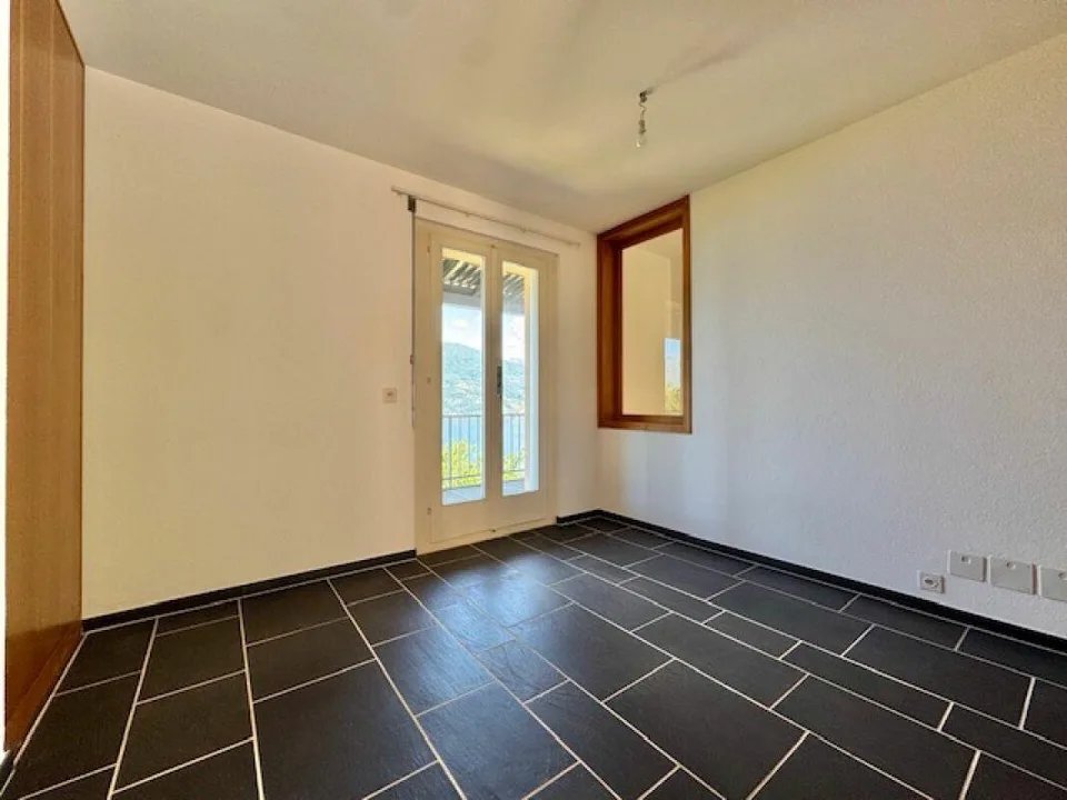 ZU VERKAUFEN IN VIRA GAMBAROGNO - FREISTEHENDES HAUS MIT HERRLICHEM... – Foto 22 von 39