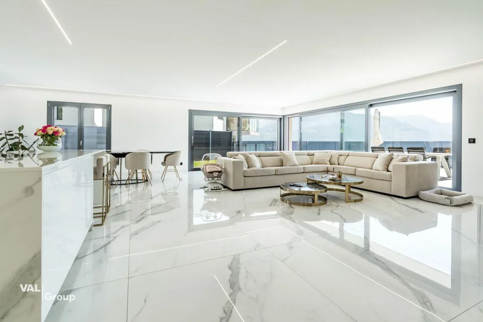 Villa de prestige à Savièse contemplant la Vallée du Rhône