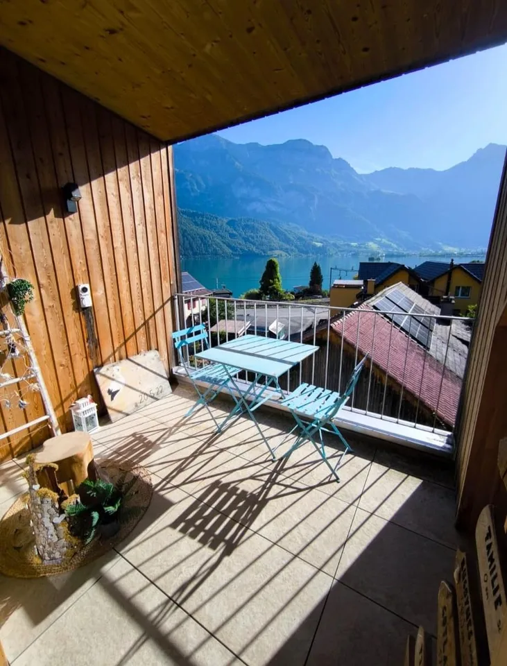 Modernes, freistehendes 6 1/2 Zimmer- Holzhaus mit Seesicht/Ufernähe – photo 25 of 31