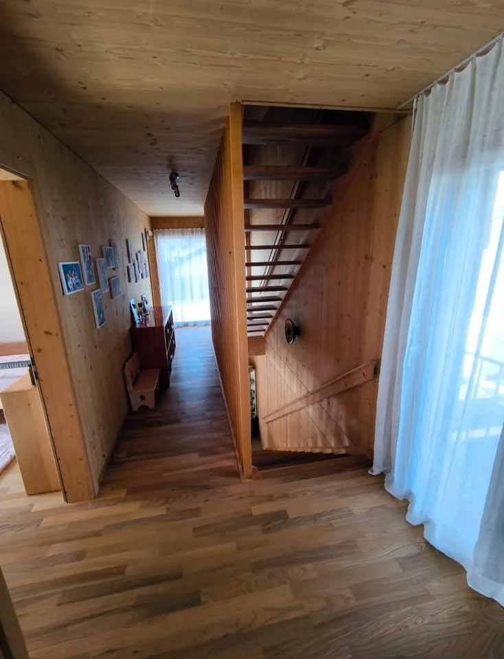 Modernes, freistehendes 6 1/2 Zimmer- Holzhaus mit Seesicht/Ufernähe – photo 20 of 31