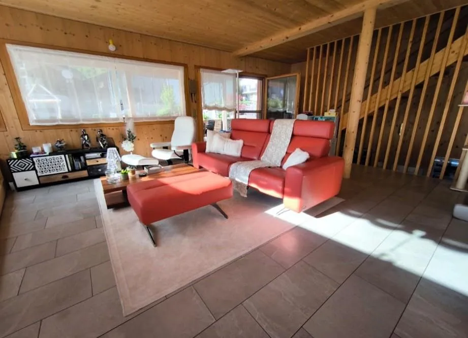 Modernes, freistehendes 6 1/2 Zimmer- Holzhaus mit Seesicht/Ufernähe – photo 14 of 31