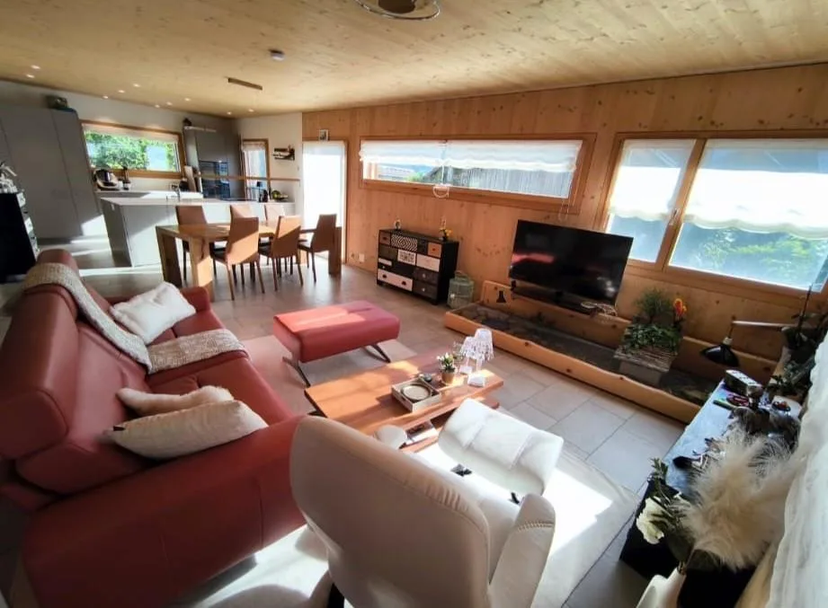 Modernes, freistehendes 6 1/2 Zimmer- Holzhaus mit Seesicht/Ufernähe – photo 13 of 31