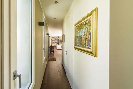 Modernes Dachgeschoss mit großer Panoramaterrasse und Seeblick - Lugano – Foto 10 von 13