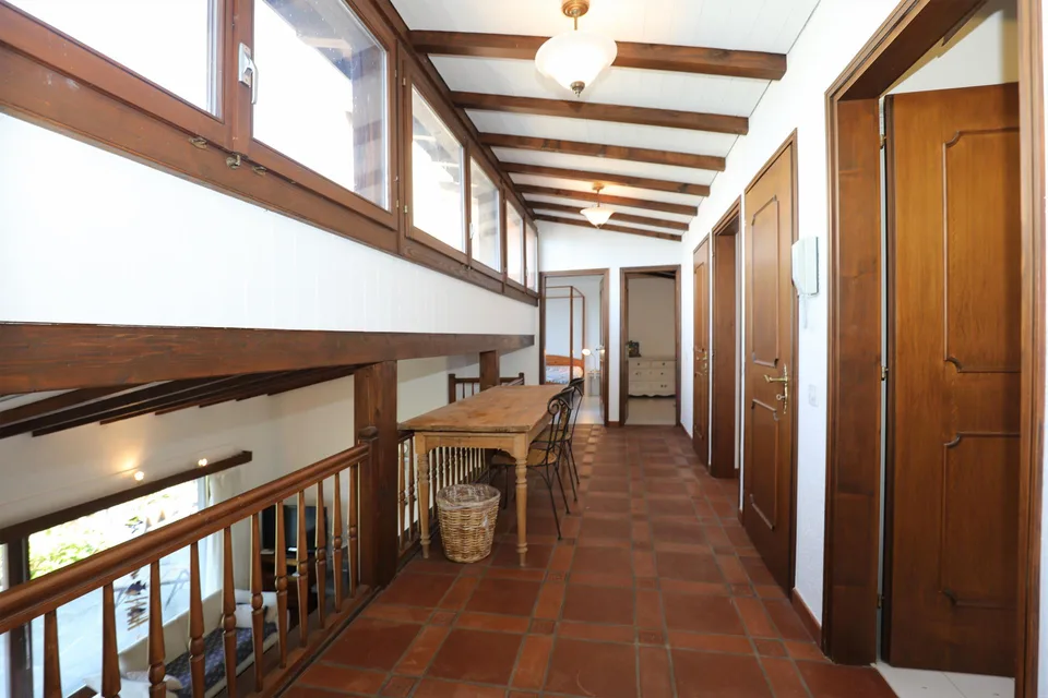 Schönes Einfamilien-/Ferienhaus mit Pool und Sicht auf den Lago Maggiore – Foto 13 von 19