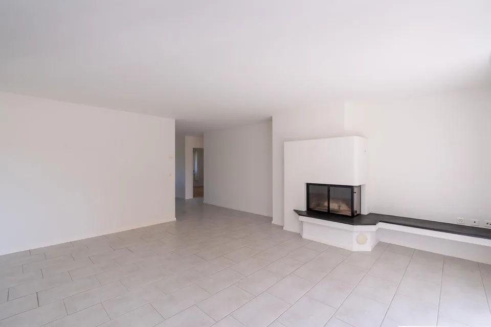 Helle 4.5-Zimmer-Wohnung mit Südbalkon an beliebter Wohnlage