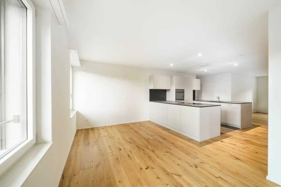 Grosszügige 3.5-Zimmer-Wohnung an ruhiger Lage mit herrlichem Sitzp...