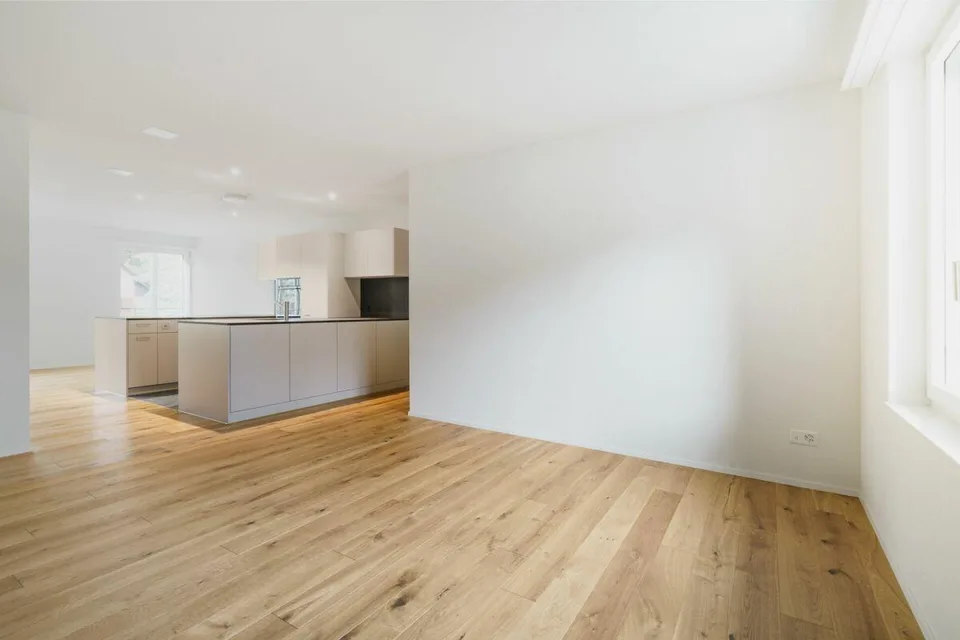 Grosszügige 3.5-Zimmer-Wohnung an ruhiger Lage mit herrlichem Sitzp...