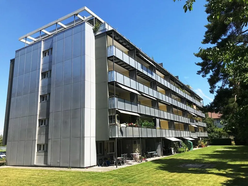 Appartement 4 pièces avec deux balcons au 1er étage à Liebefeld – photo 11 sur 12
