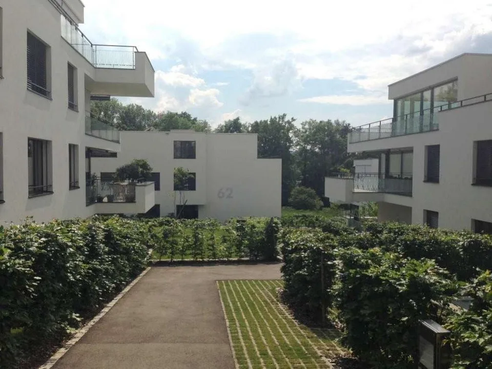 Moderne Wohnung mit Gratis Einstellplatz - befristet bis 31.03.2027