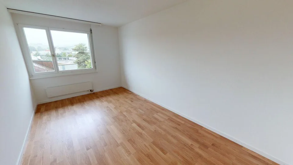 SCHÖNE Wohnung an guter Lage
