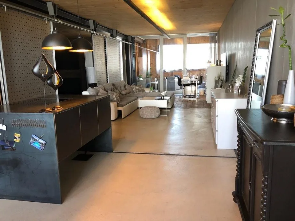 Appartamento loft elegante con carattere