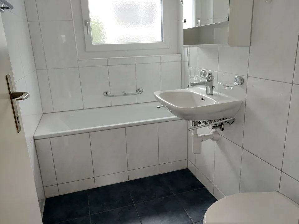Beautiful and bright 3.5-room apartment in Oftringen (centrally located)