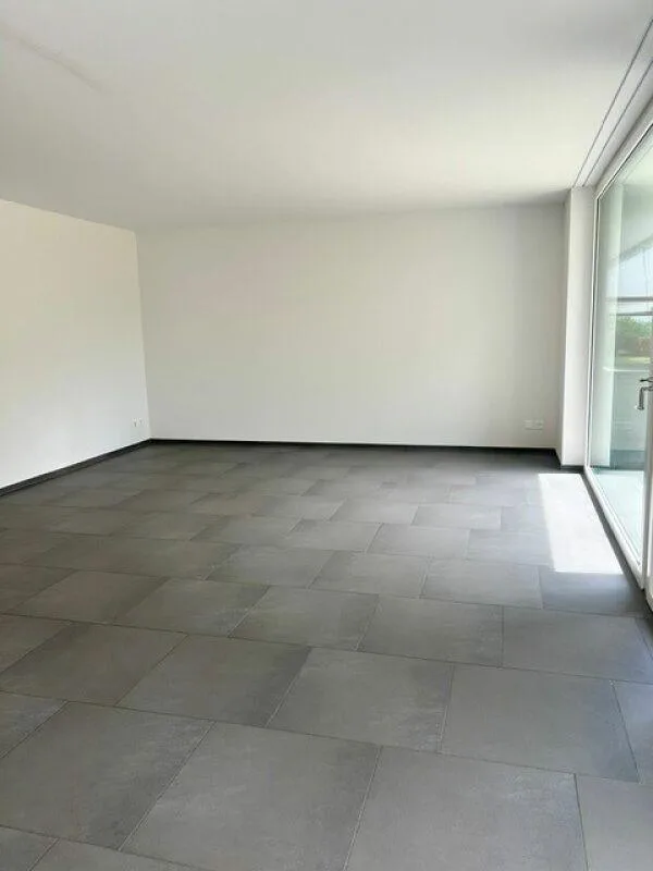 Appartement de jardin moderne et lumineux de 4,5 pièces dans un quartier résidentiel populaire – photo 7 sur 11