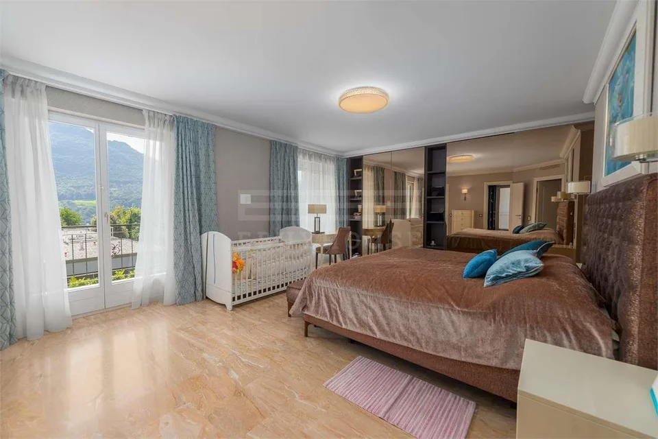 Renovierte Villa im mediterranen Stil mit Pool – Foto 13 von 13