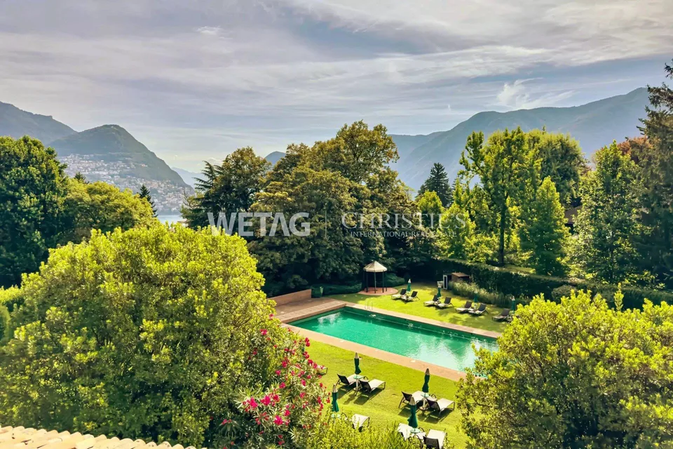 In vendita a Lugano-Gentilino: appartamento elegante con giardino privato & vista parziale sul lago di Lugano