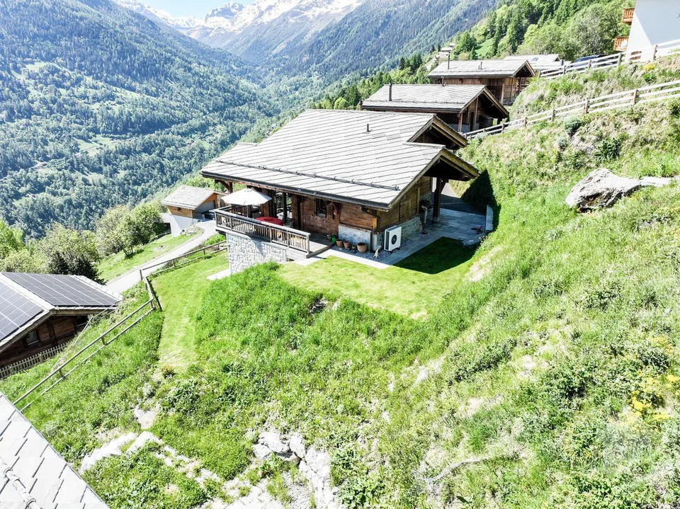 Magnifique chalet récent de haut standing