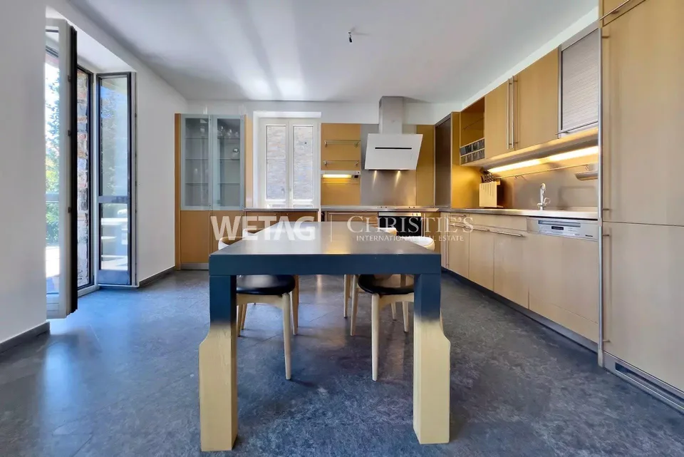 Maison tessine parfaitement restaurée à vendre à Montagnola