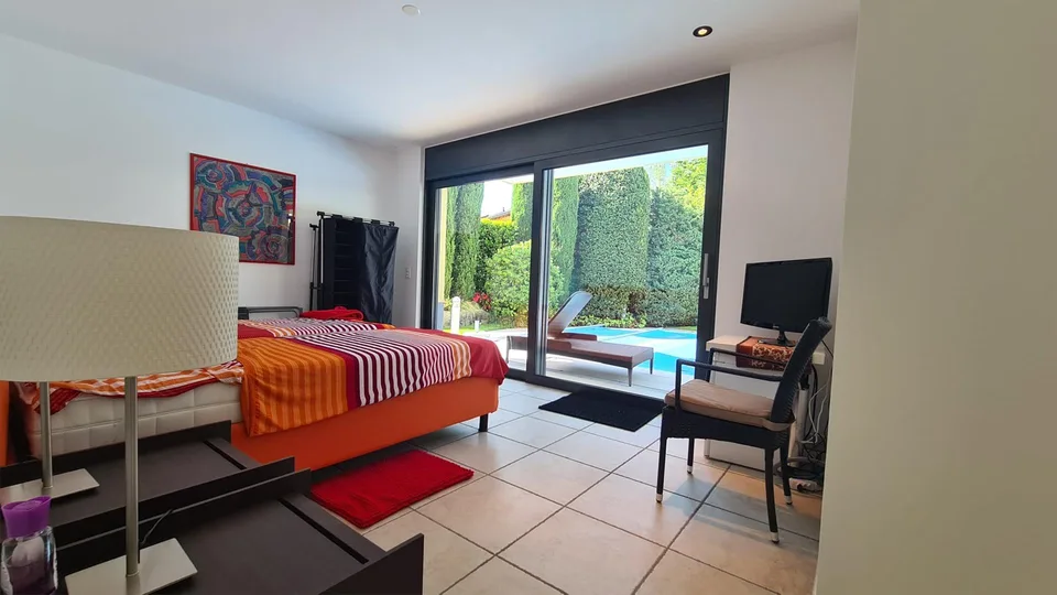 Villa Luganese: Un’oasi di rara eleganza e assoluta riservatezza a pochi minuti da Lugano – foto 15 di 27