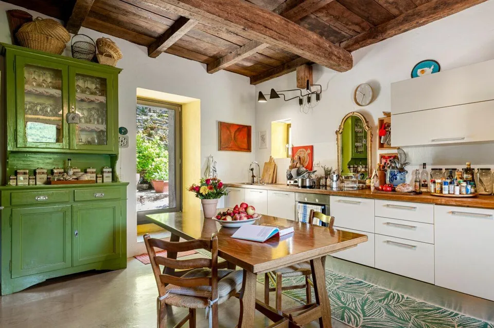 Abitare e lavorare, spazio per arte, cultura e ospitalità - anche come B&B – foto 11 di 30