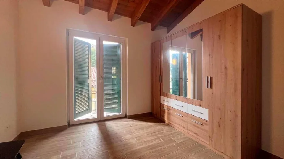 Porzione di casa bifamiliare in VENDITA, 4.5 locali – foto 6 di 11