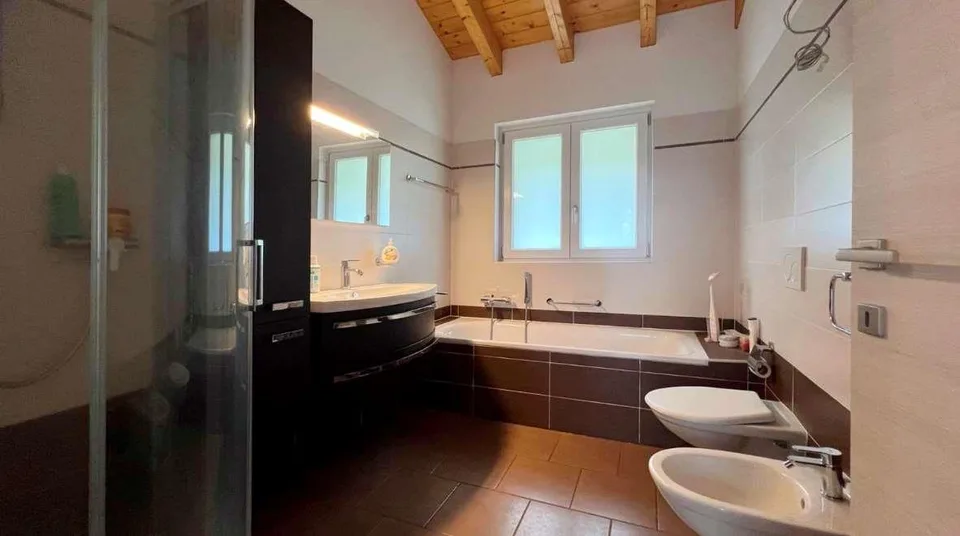 Porzione di casa bifamiliare in VENDITA, 4.5 locali – foto 7 di 11