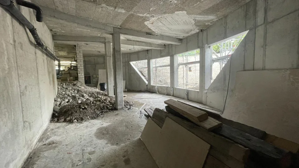 Residence du Glacier in una posizione centrale e tranquilla. T5. La vista da questo appartamento seminterrato è limitata. – foto 10 di 13