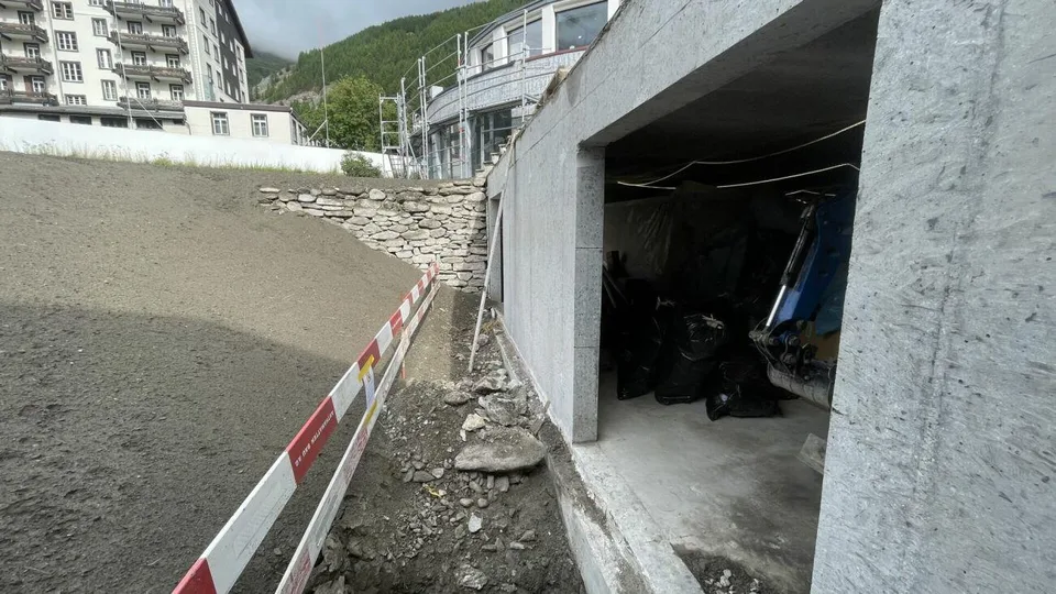 Residence du Glacier in una posizione centrale e tranquilla. T5. La vista da questo appartamento seminterrato è limitata. – foto 12 di 13