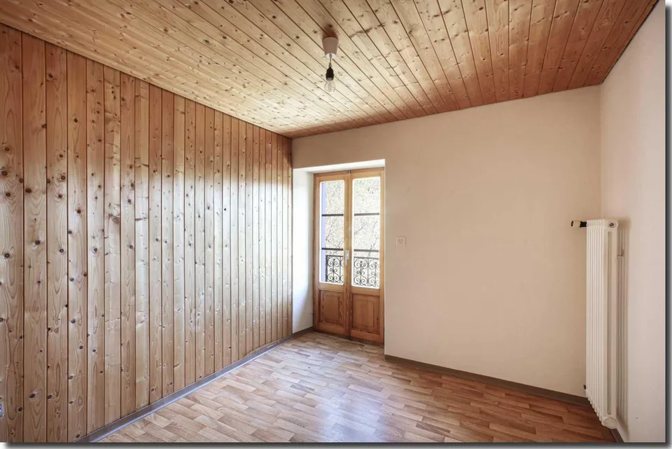 Historisches Gebäude sowie freistehendes Haus – Foto 11 von 28