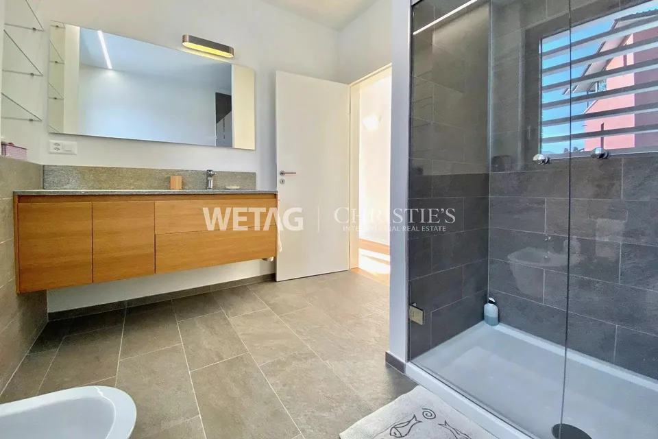 Lugano: Penthouse apartment with large terrace for sale