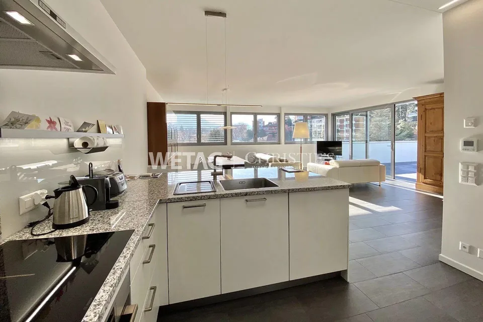 Lugano: Penthouse apartment with large terrace for sale