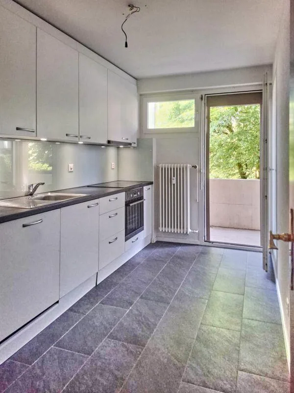 Einziehen und wohlfühlen: 3 Z' Wohnung mit 2 Balkonen und AAP