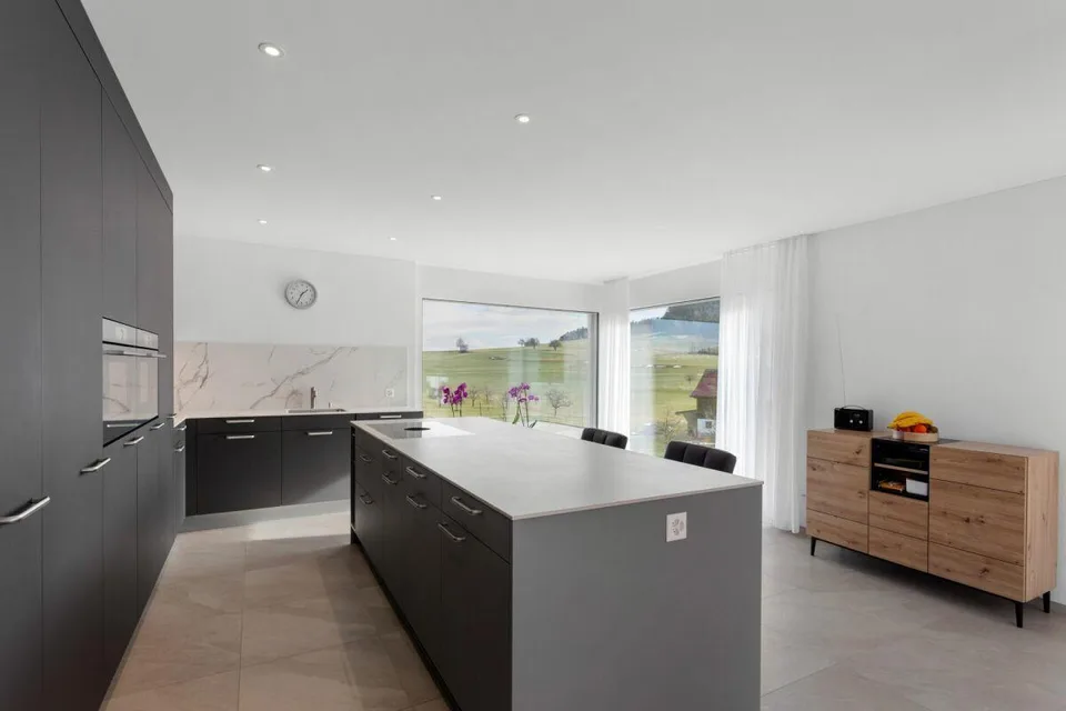 Neuwertige 4.5-Zimmer-Attikawohnung mit herrlichem Weitblick