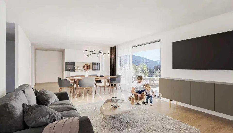 Schönes Attikawohnung mit 4.5 Zimmern und 150 m2 mit Terrasse