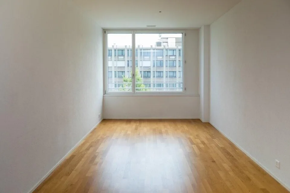 Appartamento 2.5 locali luminoso e bellissimo in affitto nel quartiere 4 – foto 6 di 15