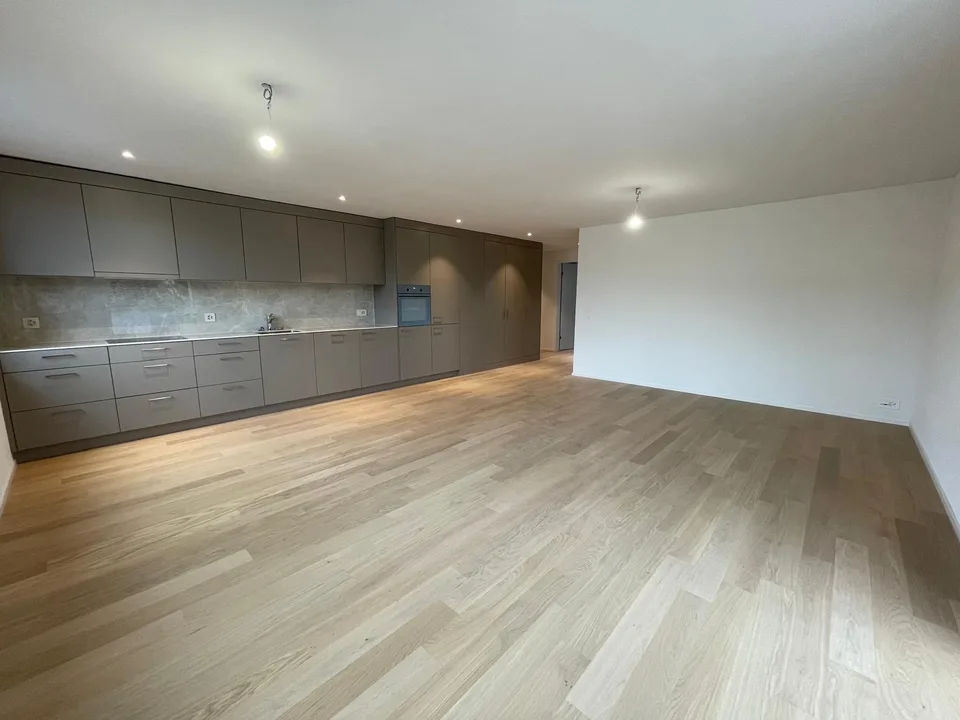 Moderne 2.5 Zimmer-Neubauwohnung direkt beim Bahnhof Aadorf
