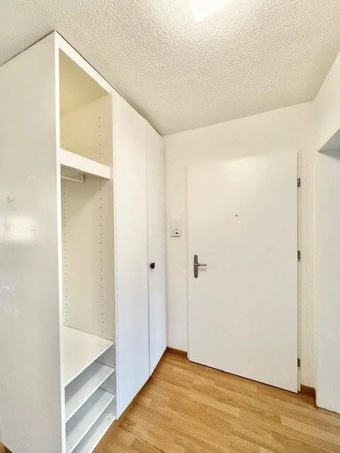 Attraktive 3.5-Zimmer-Wohnung mit moderner Küche und Blick ins Grüne