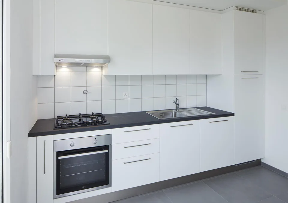 Helles 3.5-Zimmer-Apartment mit Balkon in Lugano