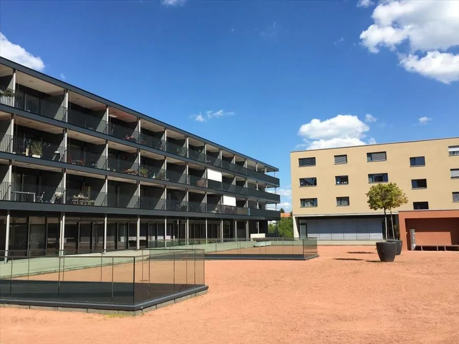 Lage mit kostenlosem Kaution! - 3,5 Zimmer in der Nähe aller Annehmlichkeiten