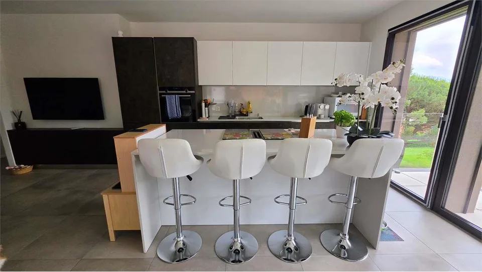Nouvel appartement 4,5 pièces à Bedano
