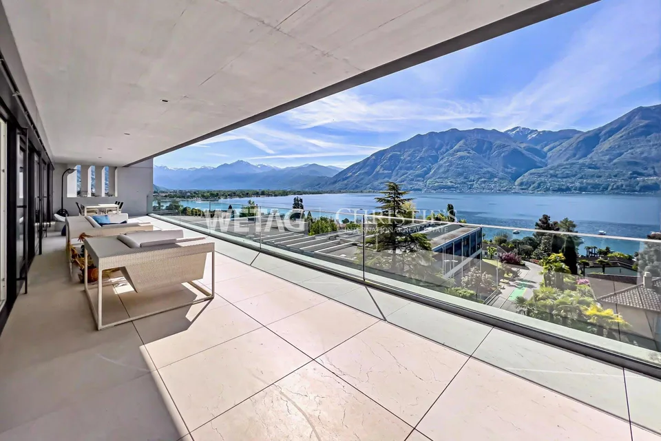 Minusio: Elegante lusso designer duplex penthouse in vendita sul Lago Maggiore con vista mozzafiato sul lago – foto 6 di 12