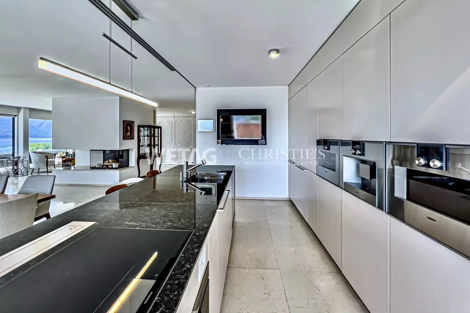 Minusio: Elegante lusso designer duplex penthouse in vendita sul Lago Maggiore con vista mozzafiato sul lago – foto 7 di 12