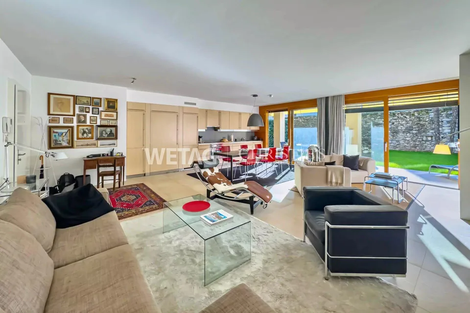 Im Herzen von Ascona, moderne Wohnung mit privatem Garten zu verkaufen