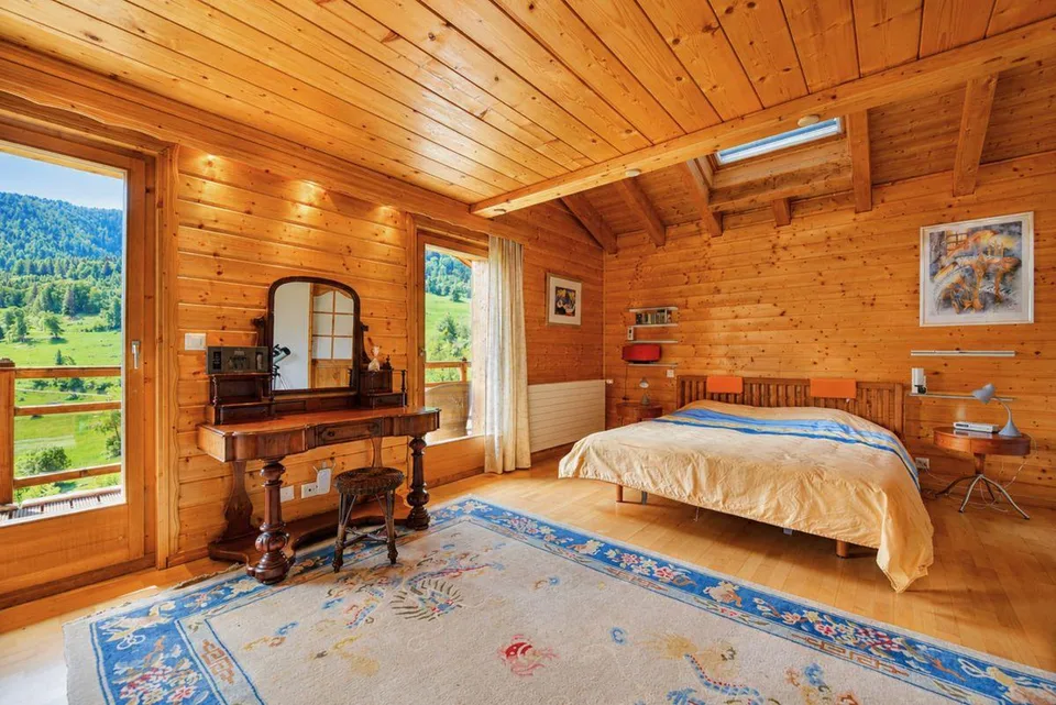Chalet der Superlative mit Wohlfühlbereich und Panoramablick mit großer unabhängiger 3,5-Zimmer-Wohnung – Foto 8 von 13