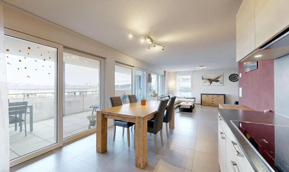 T4 Apartment of 106 m² with mountain view in La Chaux-de-Fonds – photo 10 of 18