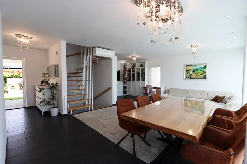 Modernes Einfamilienhaus in Balsthal mit Jura-Weitblick