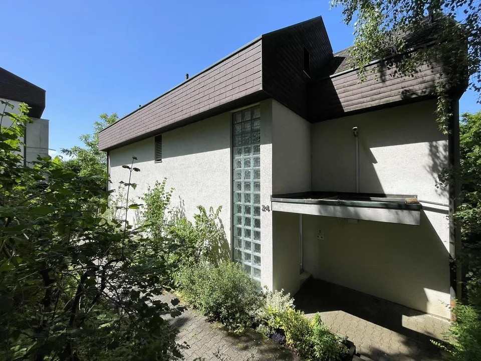 Bezaubernde Maisonette-Dachwohnung in Binningen