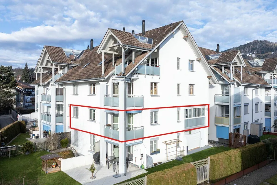 Appartamento accogliente di 4,5 stanze a Hinwil