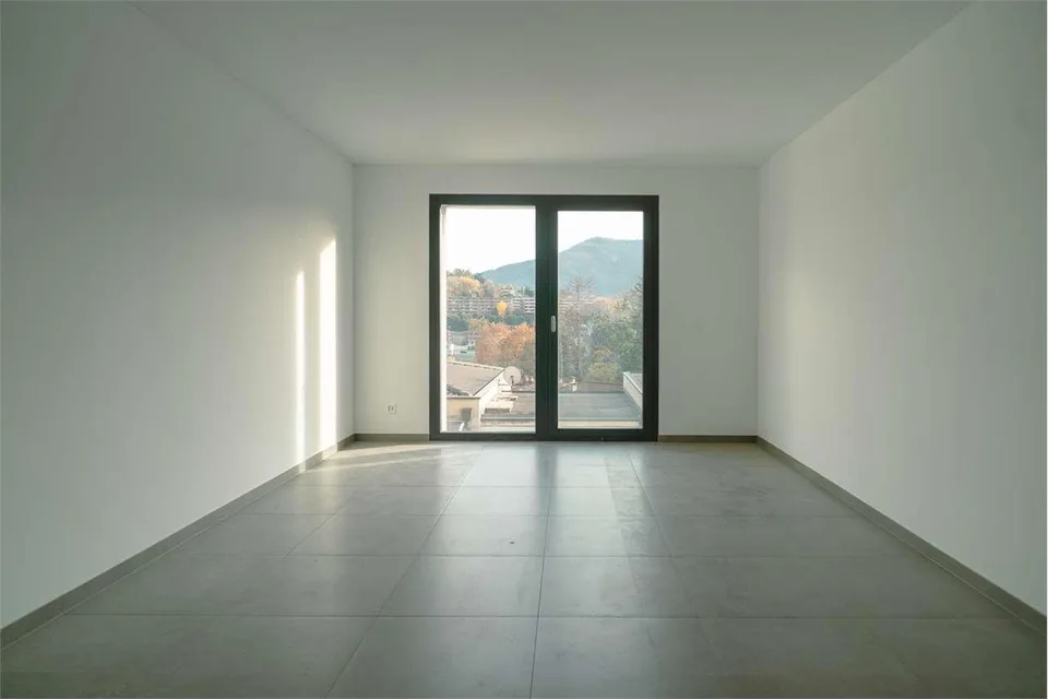 Vacallo: appartement 2.5 pièces exclusif avec vue sur le verdure
