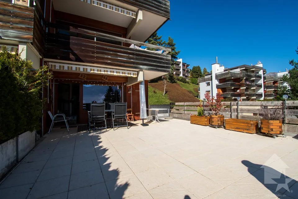 Incantevole appartamento di 2,5 locali con grande terrazza – foto 9 di 11